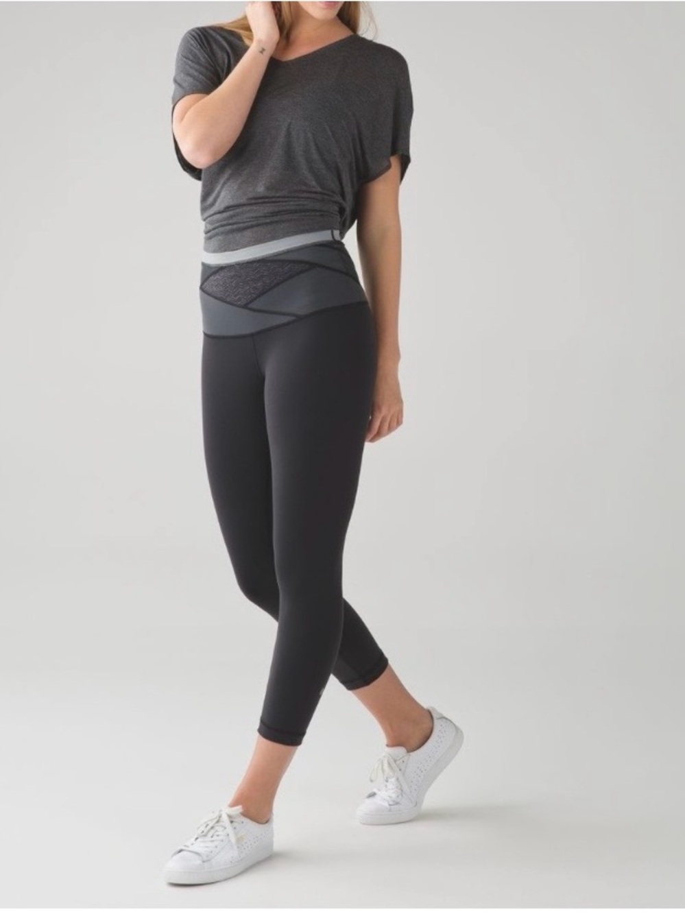 Lululemon athletica Black Crop Leggings with Heathered Gray Waistband size 4
